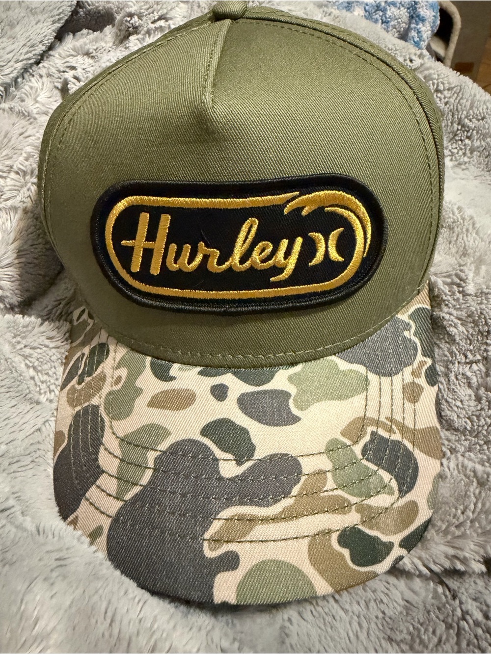 Hurley Men's Olive Green Camouflage Trucker Hat NWT